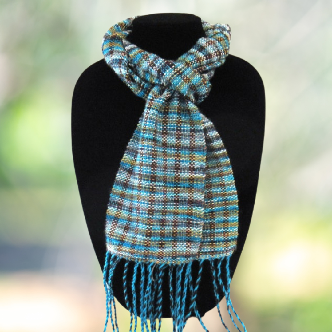 Green houndstooth scarf / popular handwoven scarf / merino wool scarf / winter scarf